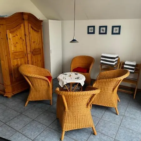 Am Muehlenhuegel Apartment *